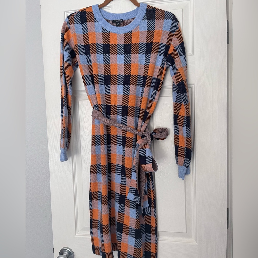 Belted knit midi dress